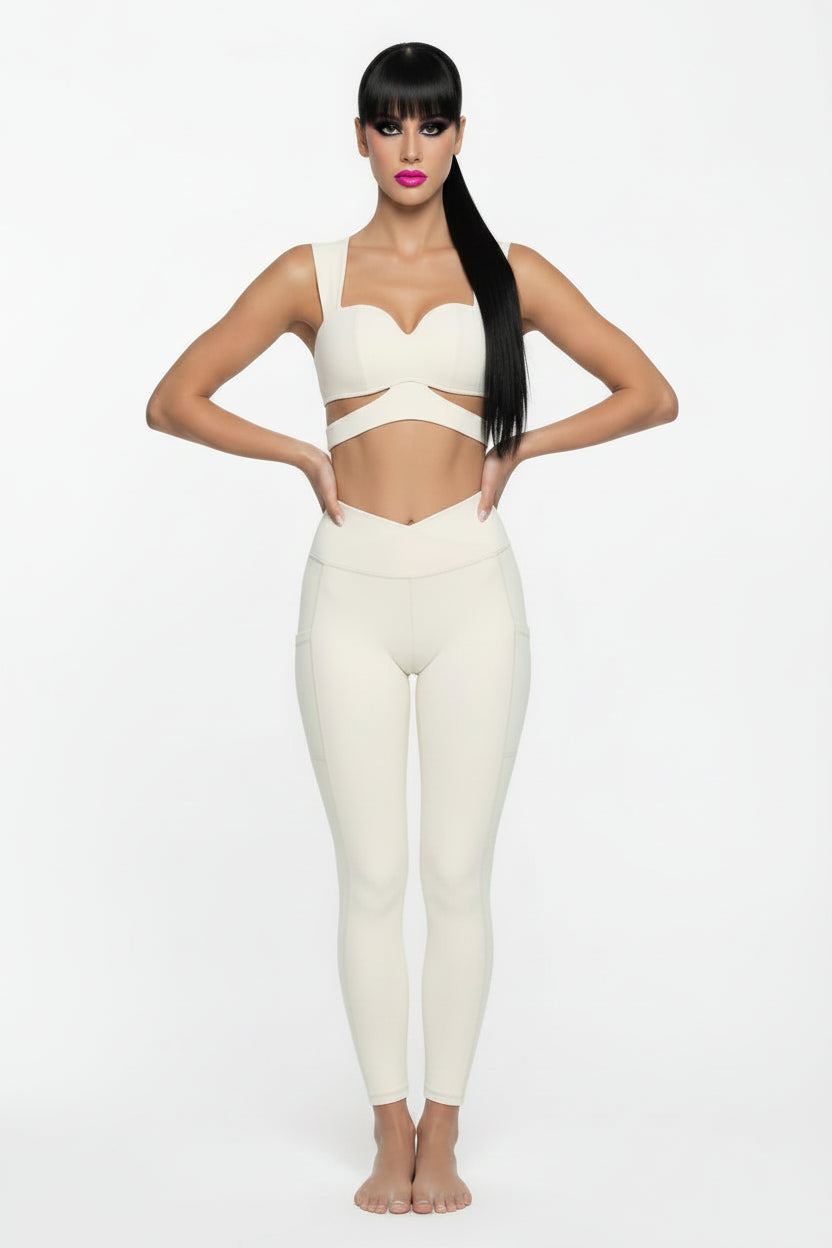 THE QUANTUM NOW Elevated Yoga Set