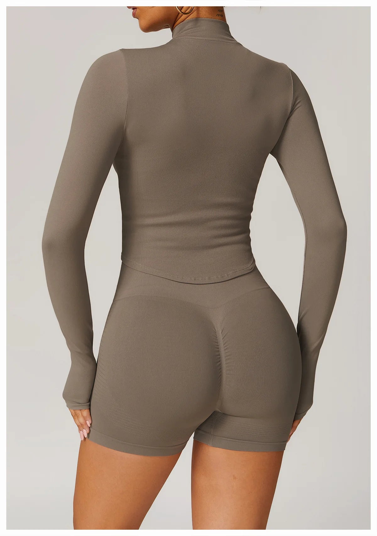 THE QUANTUM NOW Aligned Yoga Jacket